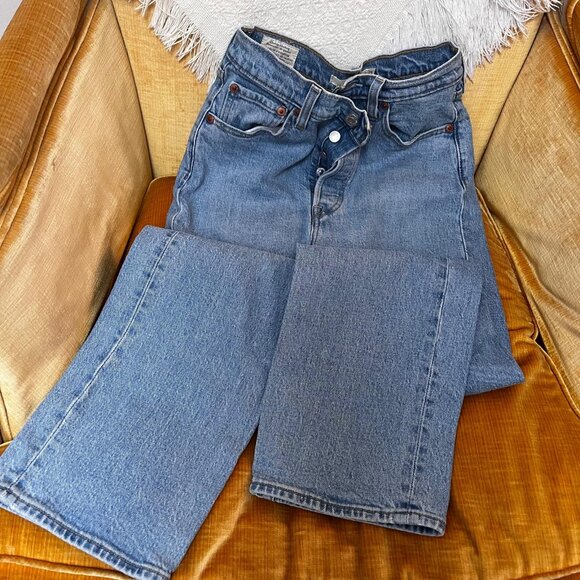 Amazing Levi's Ribcage Straight Size 25 Jeans - Picture 2 of 10